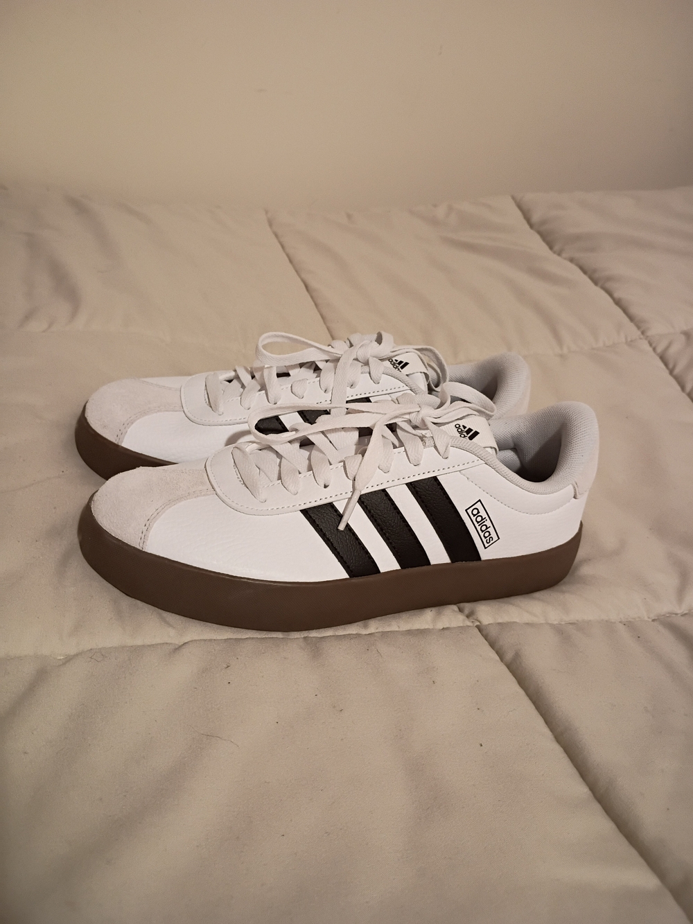 Adidas Women's White Sneakers with Black Stripes and Brown Sole